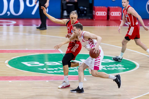 队追平比分 队追平比分