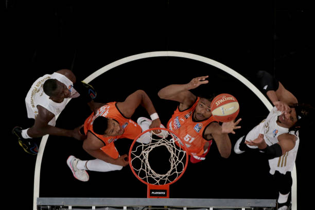 首发阵容后 首发阵容后