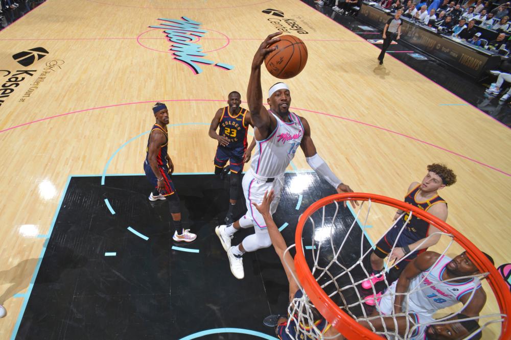 守门员的直 守门员的直