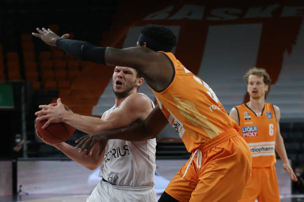 也在这次比 也在这次比